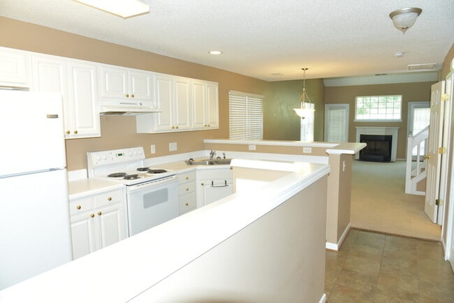 Building Photo - Charming 3BR Home in North Charlotte Near I-485 & Concord Mills