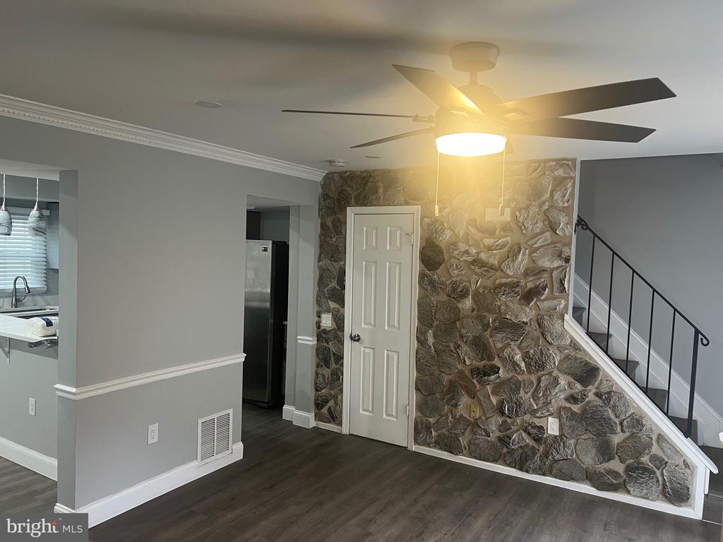 Primary Photo - 3689 Kempsford Field Pl