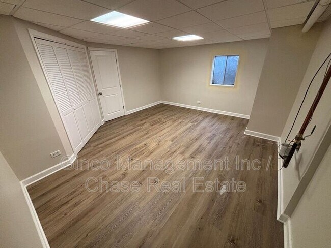 Foto del edificio - 5312 Riviera Blvd