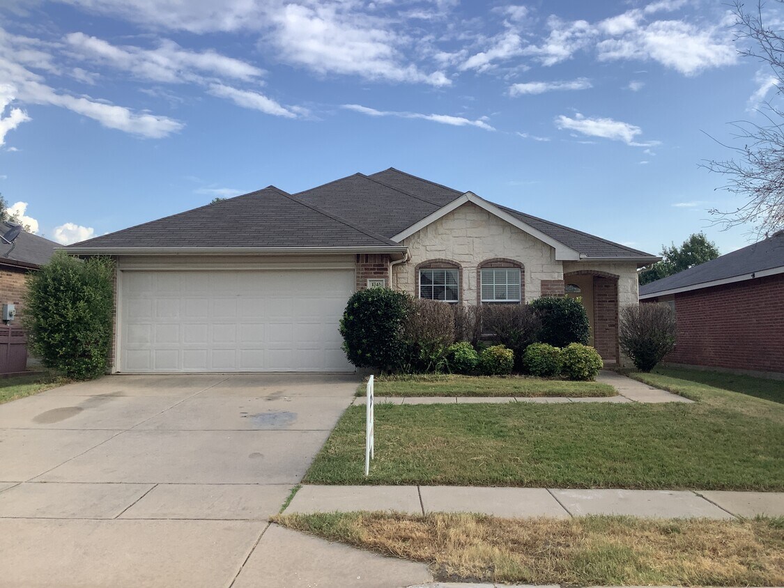 Foto principal - 1741 Trego Dr