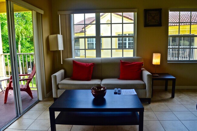 Foto del edificio - 10280 Courtside Ln