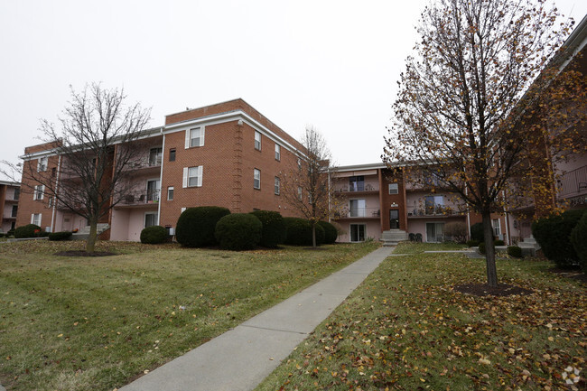 Building Photo - Cavalier Apartments