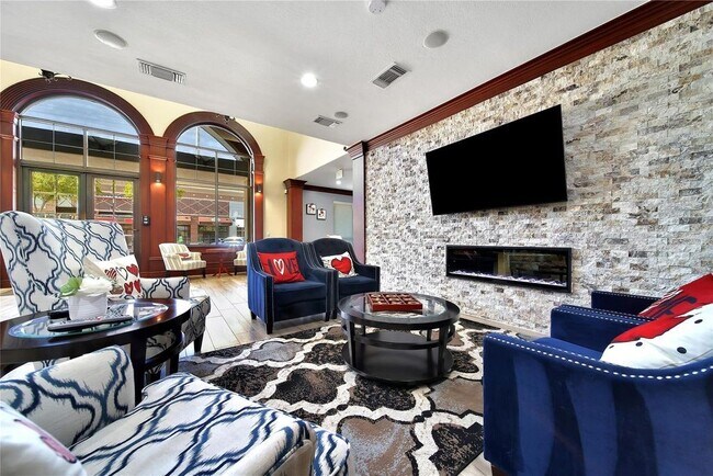 Building Photo - 2299 Lone Star Dr