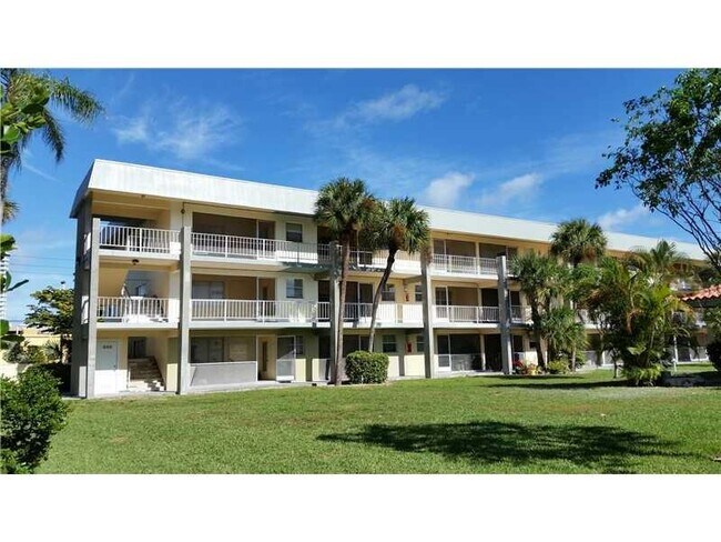 Building Photo - 250 Layne Blvd