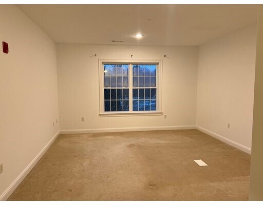 Building Photo - 1000 Albion Rd