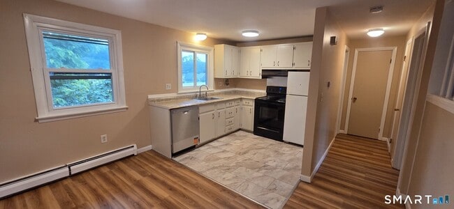 Foto del edificio - 460 Woodbridge St
