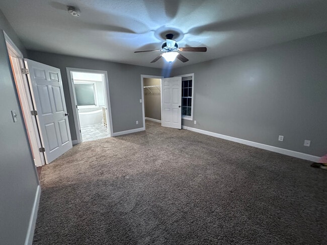 Building Photo - 1599 Tucker Schoolhouse Rd