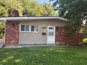 Building Photo - 8301 Pepperidge Dr
