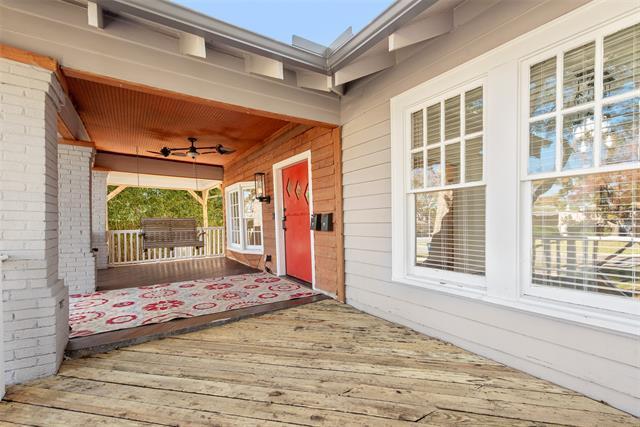 Foto del edificio - 6042 Belmont Ave