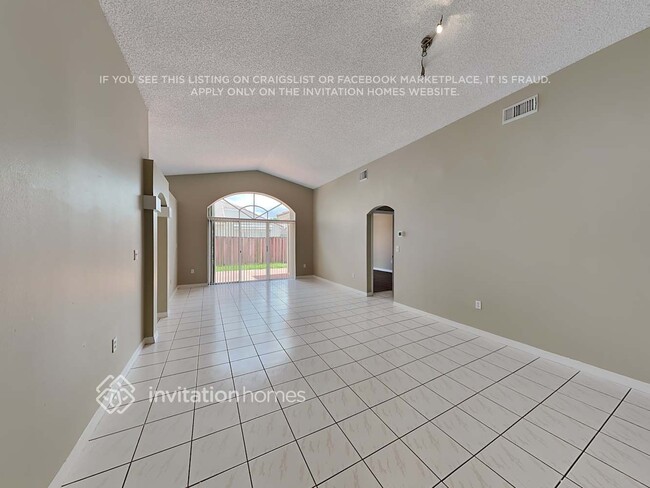 Foto del edificio - 15745 SW 82nd St