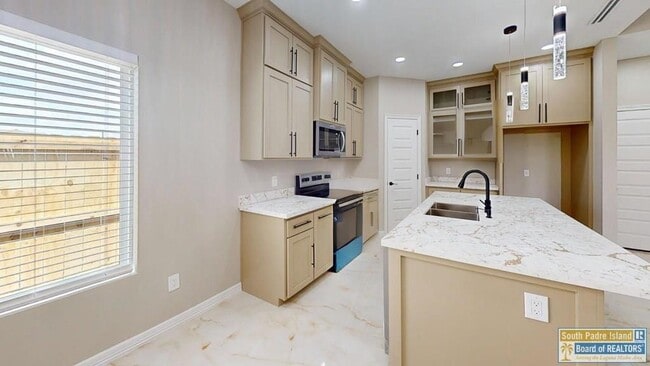 Building Photo - 2751 Juan Castillo Ave