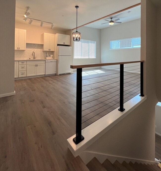 Building Photo - Rubi Townhomes