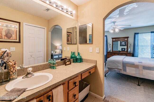 Foto del edificio - 1841 Lago Del Sur Drive