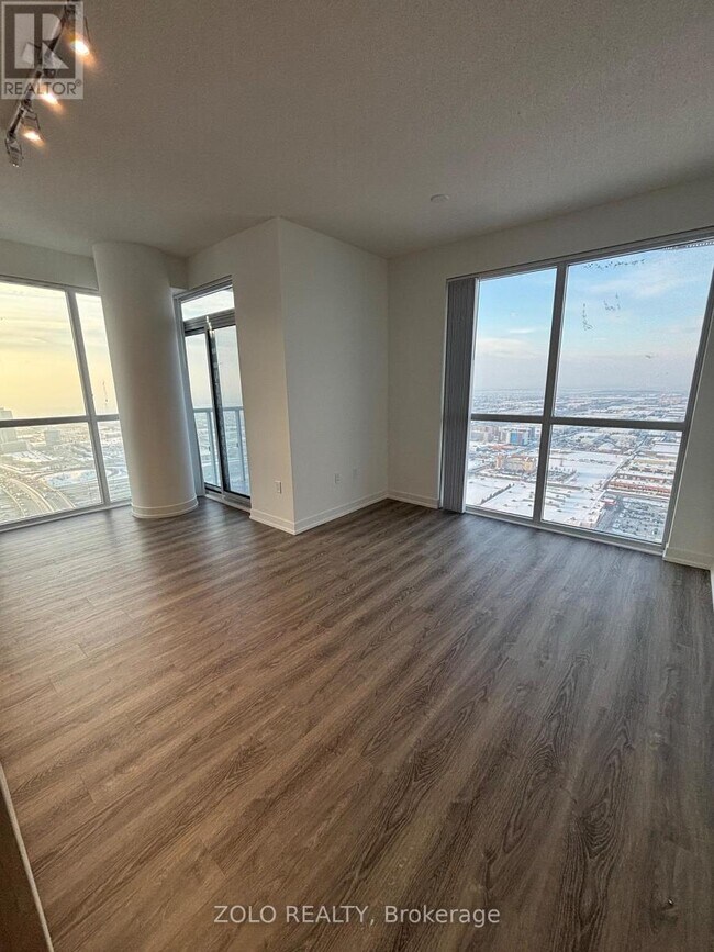 Photo du bâtiment - 8 Interchange Wy