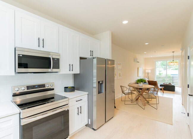 Foto del edificio - 2 Bedroom Townhome in Northshore Chattanooga