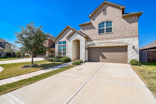 Foto del edificio - 2008 Harrow Oak Ln