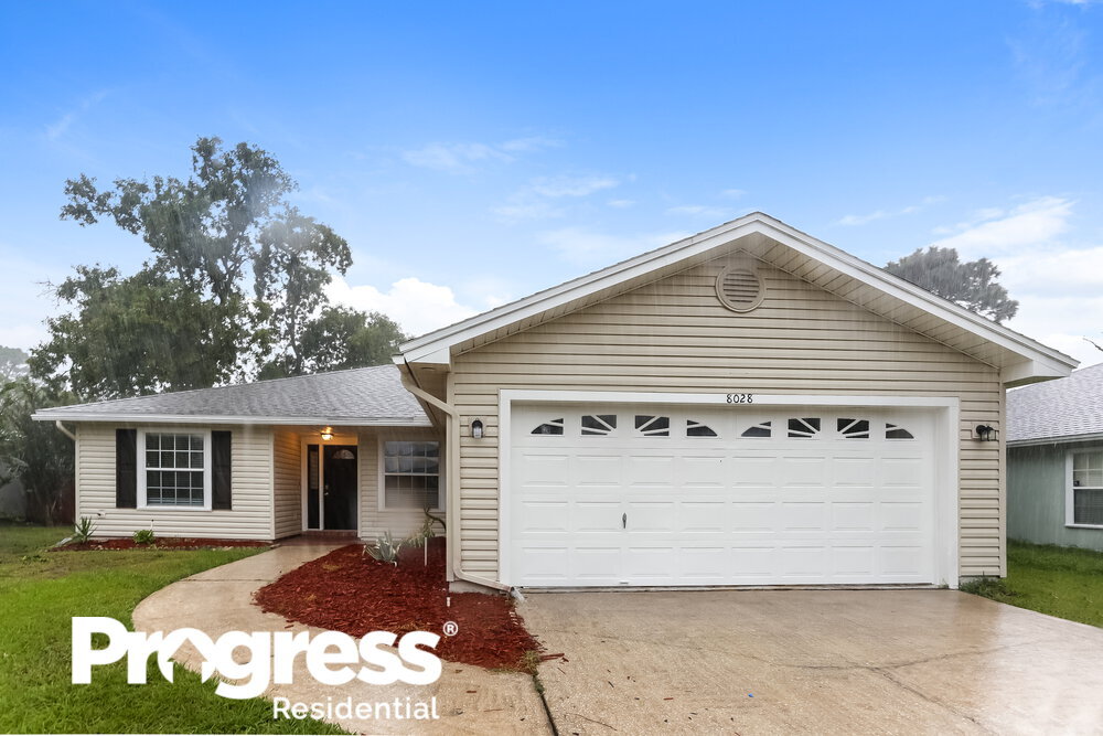 8028 Queensferry Ln, Jacksonville, FL 32244 House Rental in