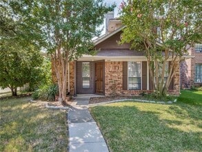 Building Photo - 1420 Golden Gate Dr
