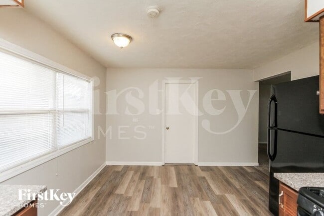 Building Photo - 3952 153rd St