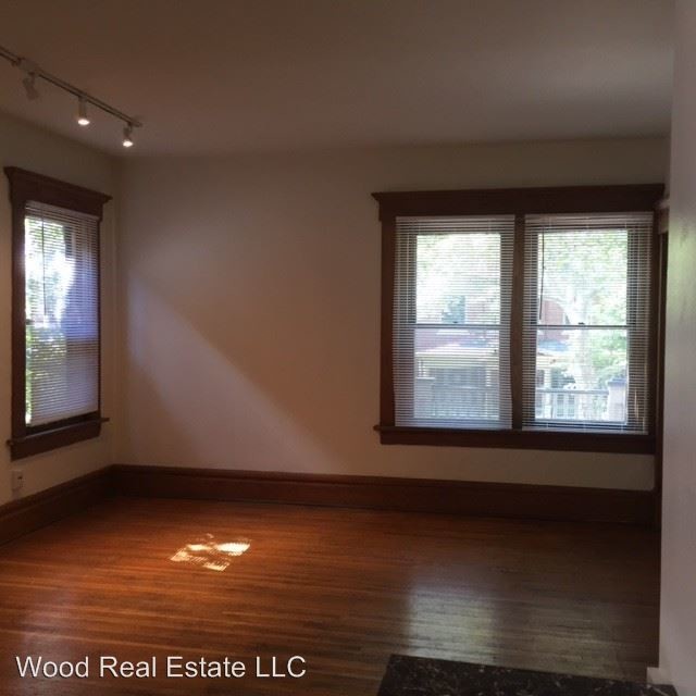 Foto del edificio - 868-870 Neil Ave