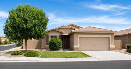 Building Photo - 8234 W Salter Dr