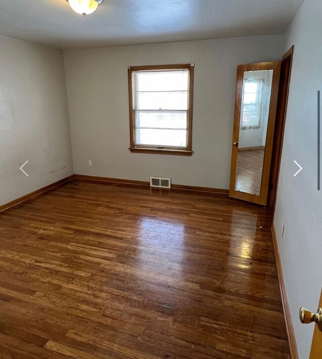 Building Photo - 10310 Park Heights Ave