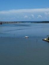 Building Photo - 300 S Biscayne Blvd