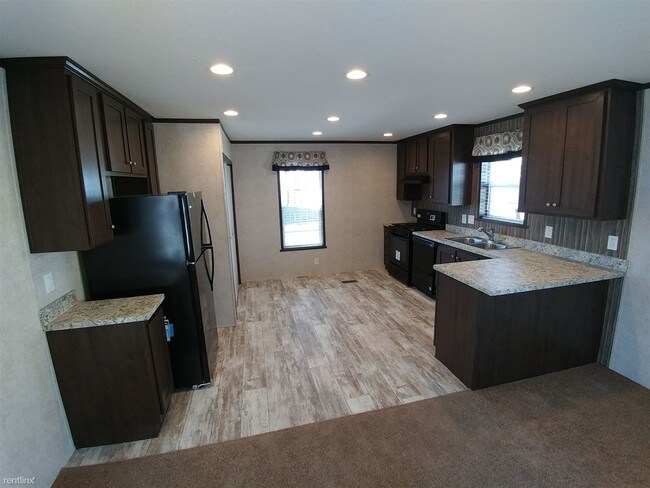 Building Photo - 2 br, 2 bath Mobile Home - 7 Little Chief Dr