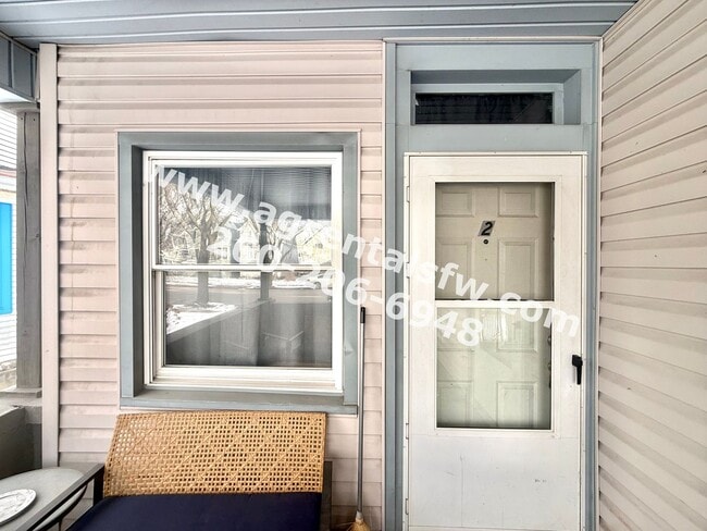 Foto del edificio - 1711 W Main St