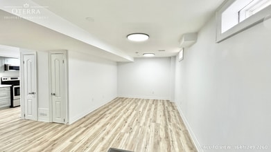 Building Photo - 4695 Apple Blossom Cir