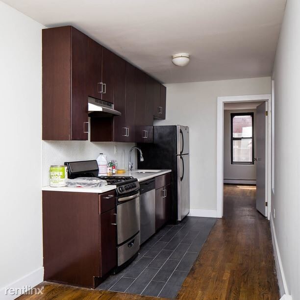 Building Photo - 357 Sumpter St