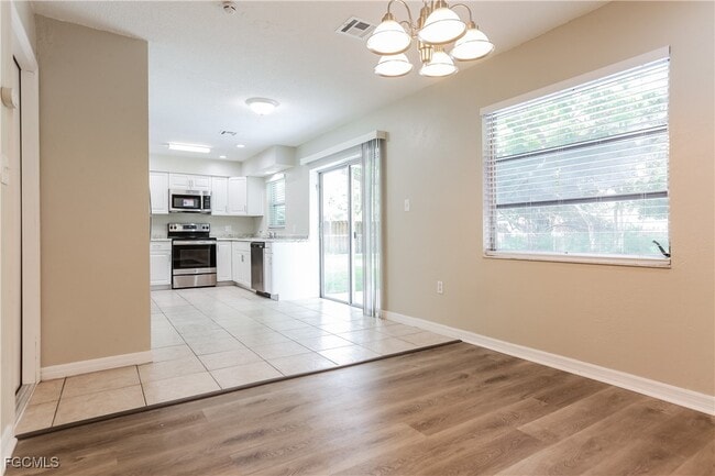 Foto del edificio - 282 Lorraine Ave