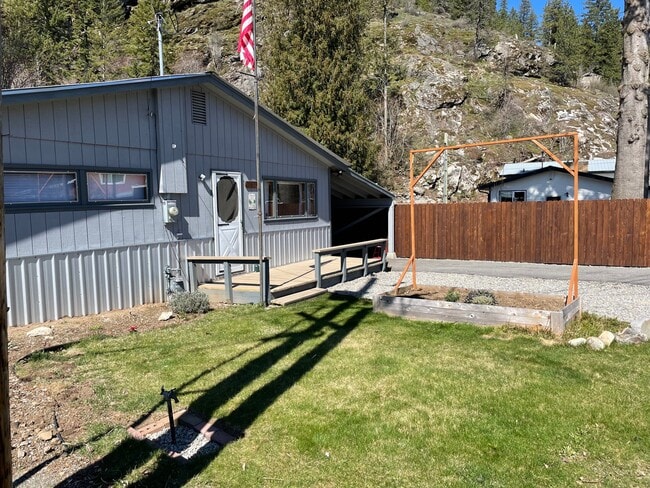 Building Photo - 20651 N Altamont Rd