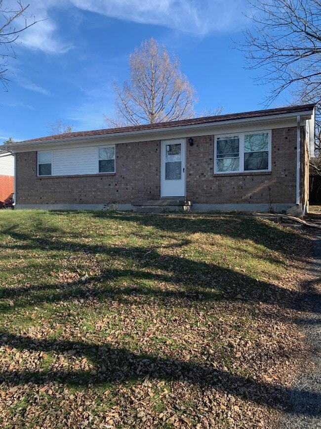 Building Photo - 3514 River Park Dr