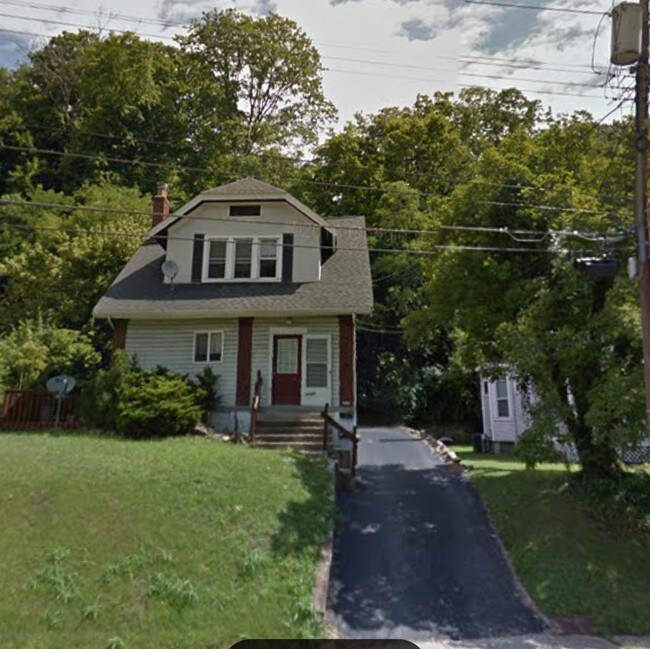 Building Photo - 3544 Linwood Ave