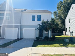 Building Photo - 453 Union Station St