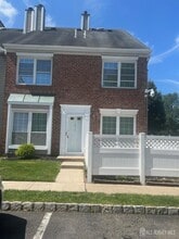 Building Photo - 436 Northam Dr