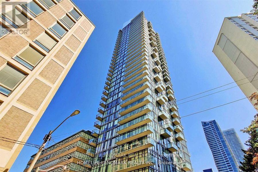 Photo principale - 75-675 St Nicholas St