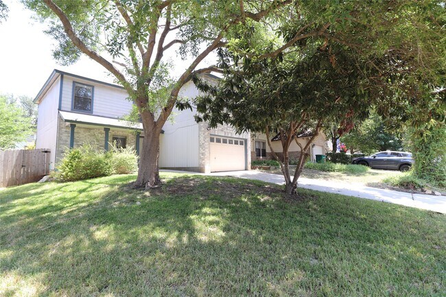 Foto del edificio - 13026 Cavern Park Dr