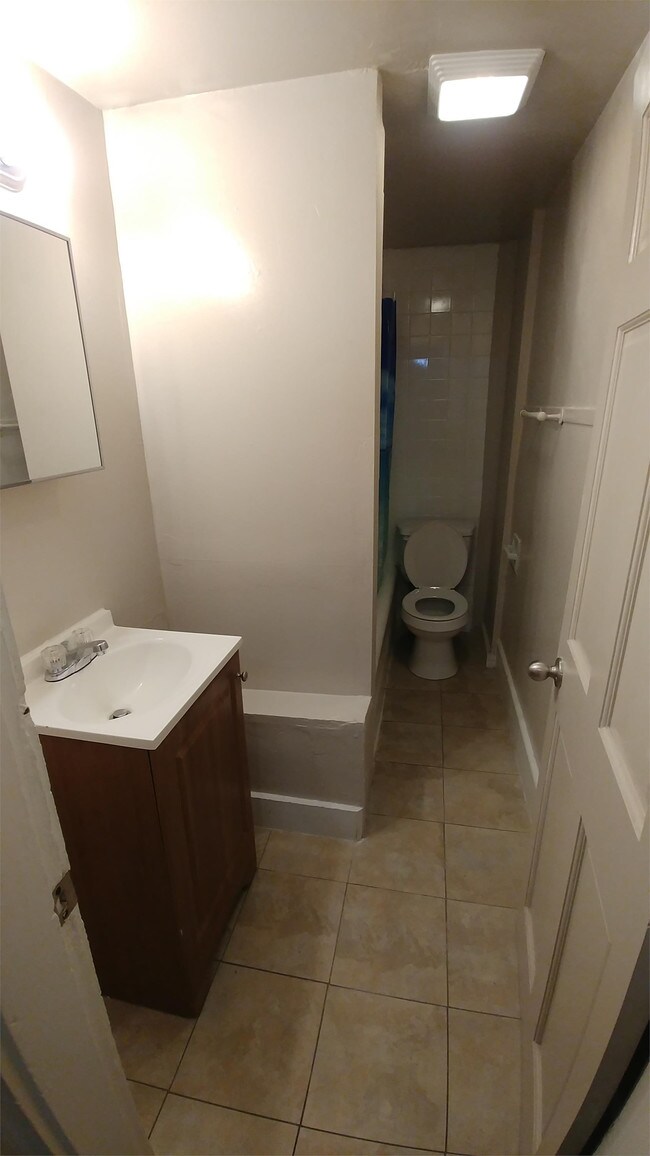 Foto del edificio - 197 N Main St