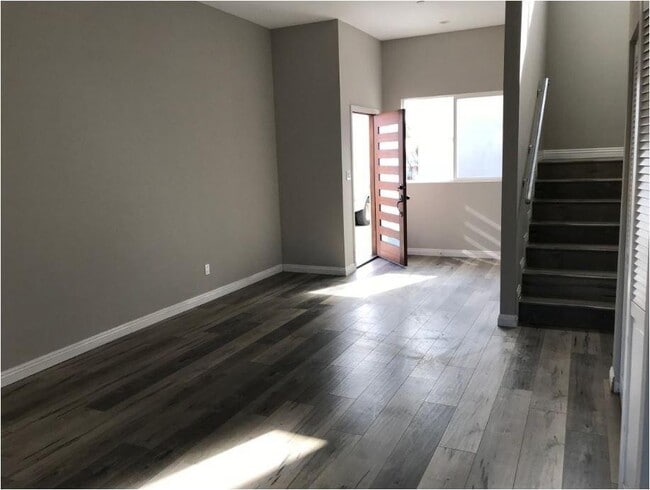 Photo - 107(1476) Apartment