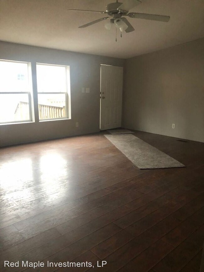 Foto del edificio - 234 Birchwood Park