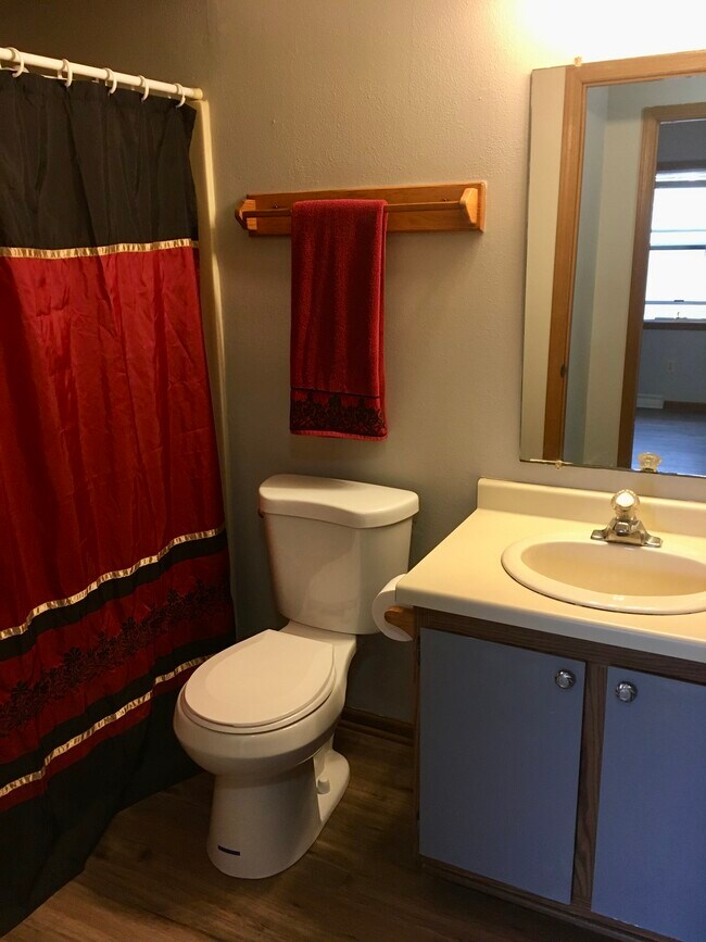 Foto del edificio - 425 E Monroe Ave