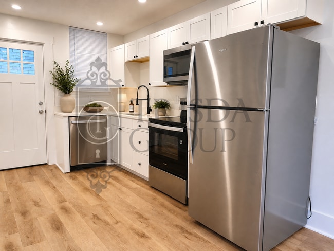 Photo - Avail Sept 1: 2BR Apt in Beechview, South Hills.  BEAUTIFUL design, Laminate Floors, AC, Pets OK,...