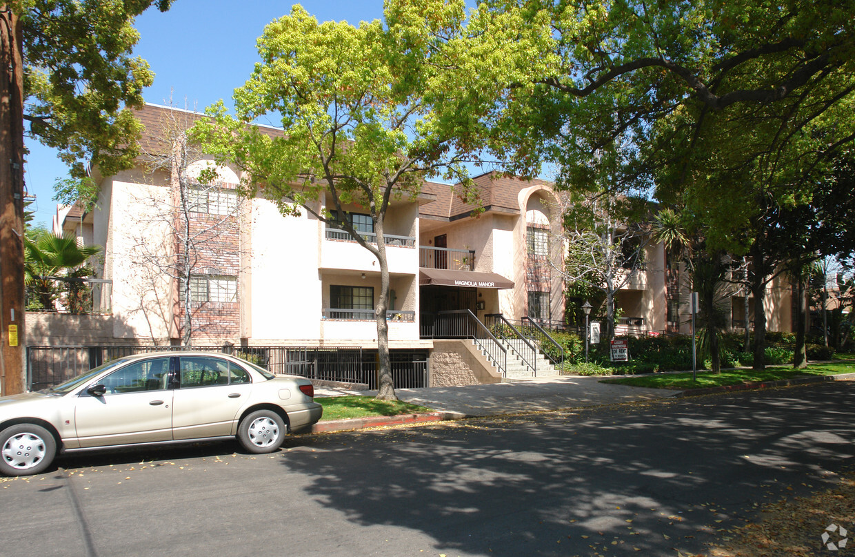 Primary Photo - Magnolia Manor Apartments