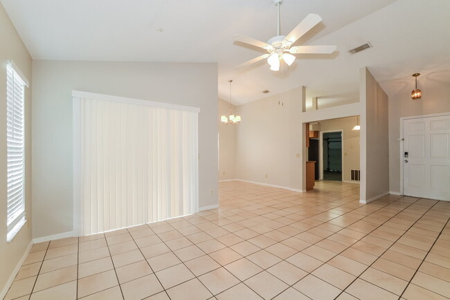 Foto del edificio - 3116 S Horizon Pl