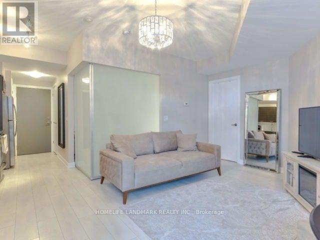 Building Photo - 169 Fort York Blvd