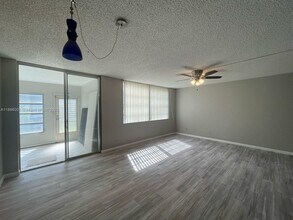 Building Photo - 7875 Margate Blvd