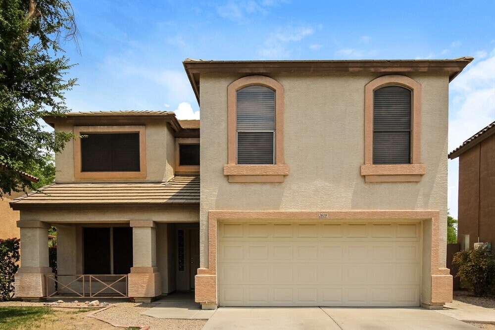 Foto principal - 2609 N 128th Dr