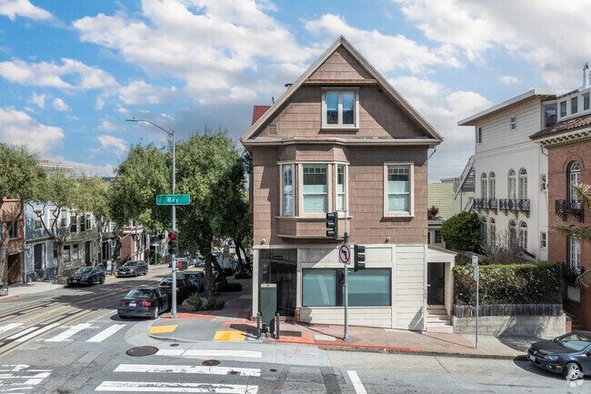 Alternate Exterior - 790-792 Bay St